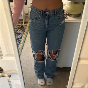 High waist distressed jeans